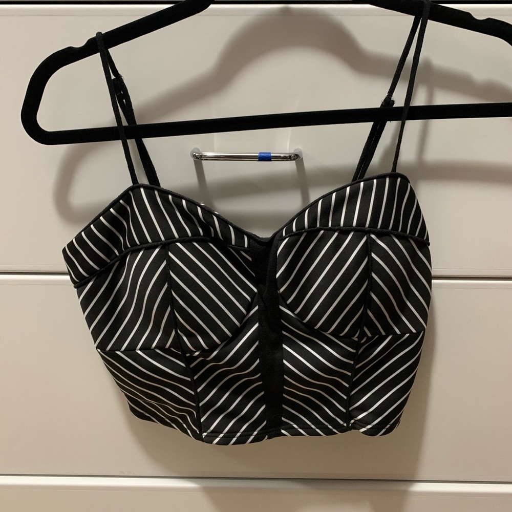 Striped black and white zipper crop top